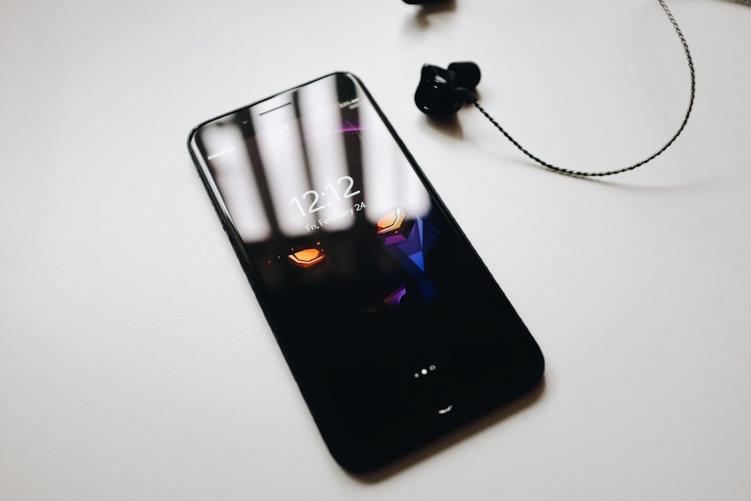 Photo Find My iPhone interface