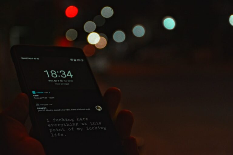 Photo "how to forward a text on android"
