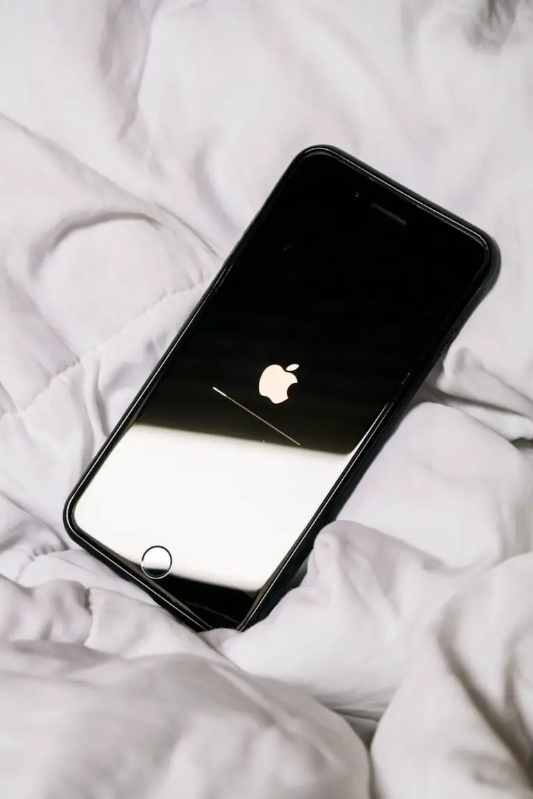 Photo "how to hide text messages on iphone"