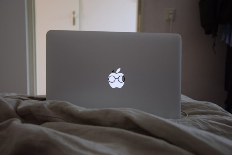 Photo "how do you scroll on macbook"