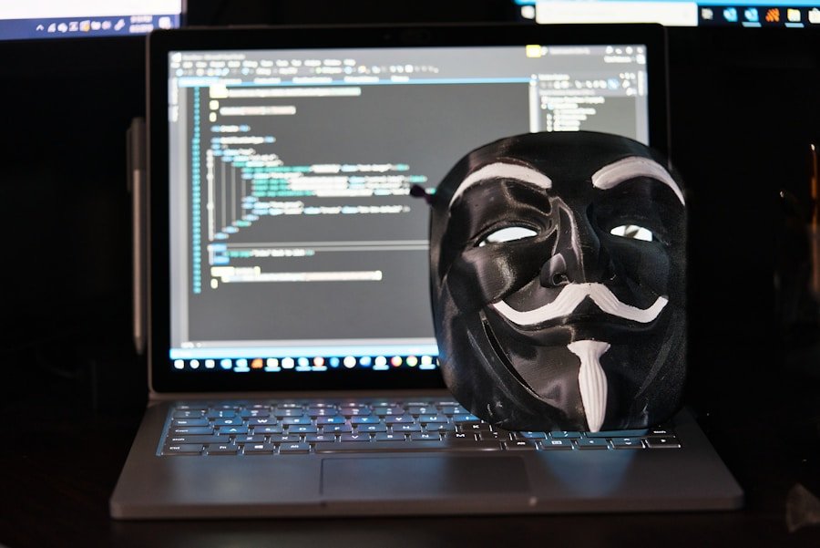 Photo "how to identify scams online"