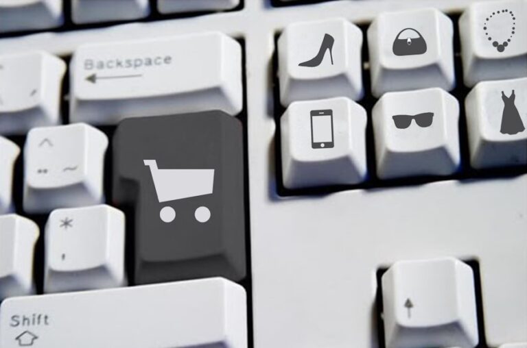Photo "how to avoid scams when selling online"