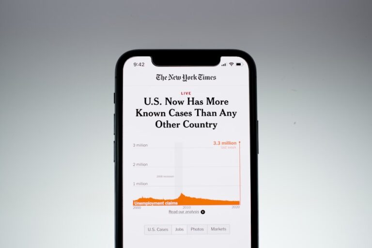 Photo "can you sue online scams"