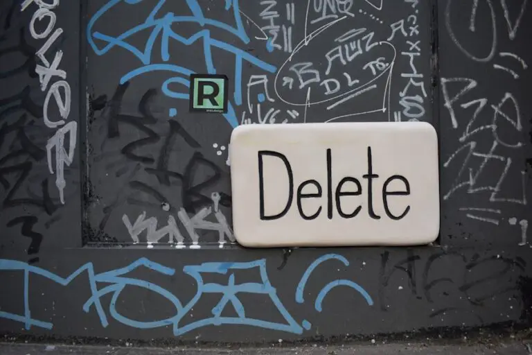 Photo "how to delete downloads on android"